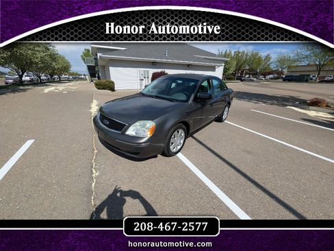 Used 2005 Ford Five Hundred SE image 1