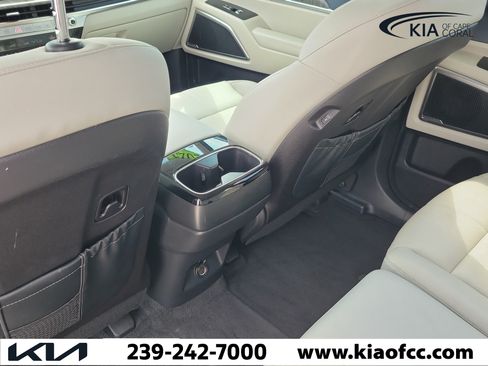 Certified 2025 Kia Telluride EX FWD image 13