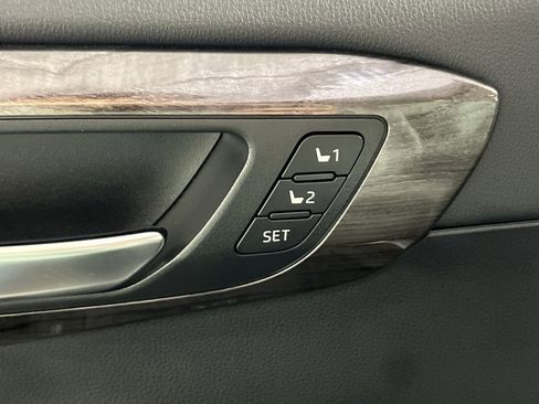 Used 2023 Toyota Highlander Platinum image 33