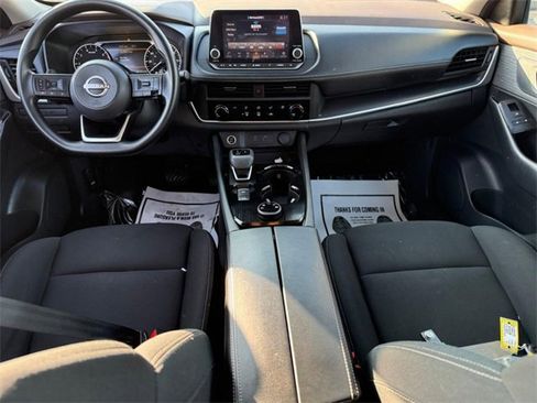Used 2023 Nissan Rogue S image 12