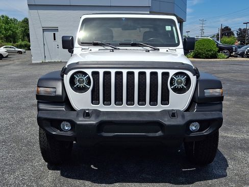 Used 2021 Jeep Wrangler Sport AWD/4WD image 2