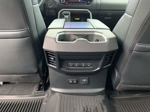 Used 2023 Toyota Tundra Platinum image 14