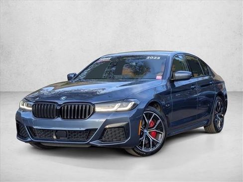 Used 2023 BMW 530e 530e w/ M Sport Package image 1