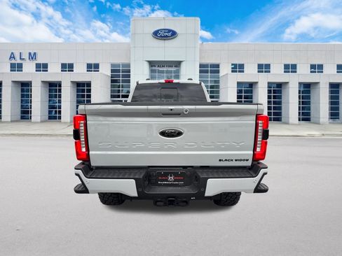 New 2026 Ford F250 Lariat w/ Black Appearance Package AWD/4WD image 7
