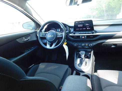 Used 2023 Kia Forte LXS FWD image 6