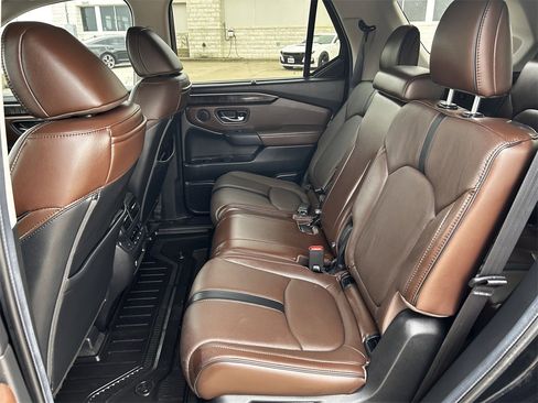 Used 2024 Honda Pilot Elite image 27