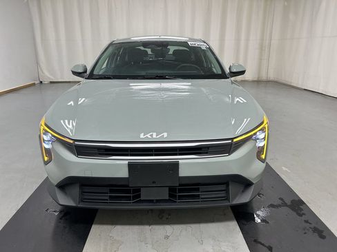 Used 2025 Kia K4 FWD image 3