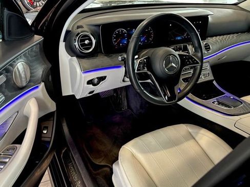 Used 2022 Mercedes-Benz E 350 Sedan image 15