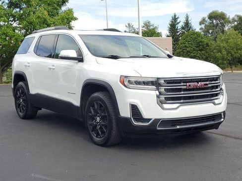 Used 2020 GMC Acadia SLE w/ Driver Convenience Package FWD image 2