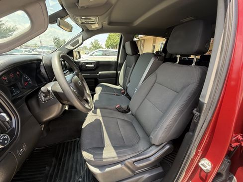 Used 2020 Chevrolet Silverado 1500 Custom Trail Boss w/ Custom Convenience Package AWD/4WD image 9