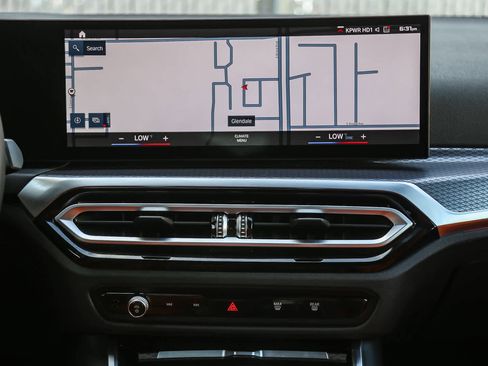 Used 2024 BMW M4 Coupe image 10