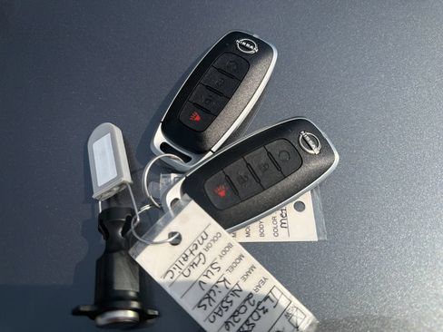 Used 2026 Nissan Kicks SV w/ SV Premium Package FWD image 30