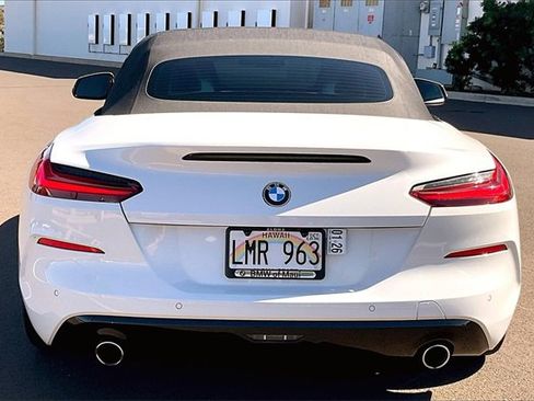 Used 2022 BMW Z4 sDrive30i w/ Premium Package 2 image 4