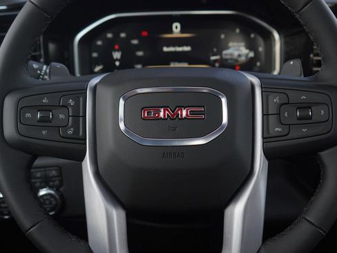 New 2026 GMC Sierra 1500 SLT w/ SLT Convenience Package image 15