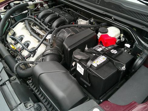 Used 2011 Ford Taurus SEL w/ 201A Rapid Spec Order Code image 49