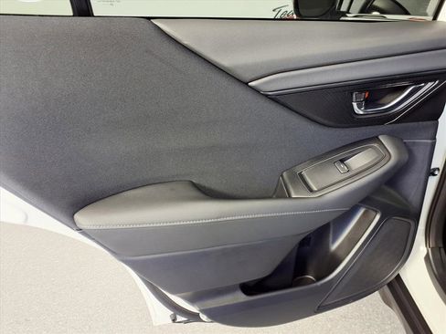 Certified 2025 Subaru Outback Premium image 11