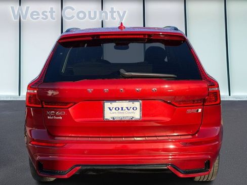 Certified 2023 Volvo XC60 B5 Plus w/ Climate Package image 6