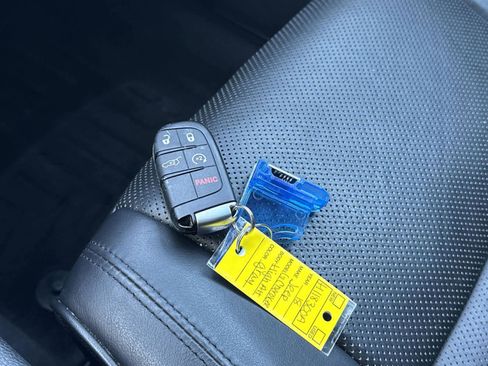 Used 2018 Jeep Grand Cherokee High Altitude image 30