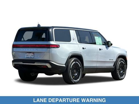 Used 2025 Rivian R1S Adventure AWD/4WD image 5
