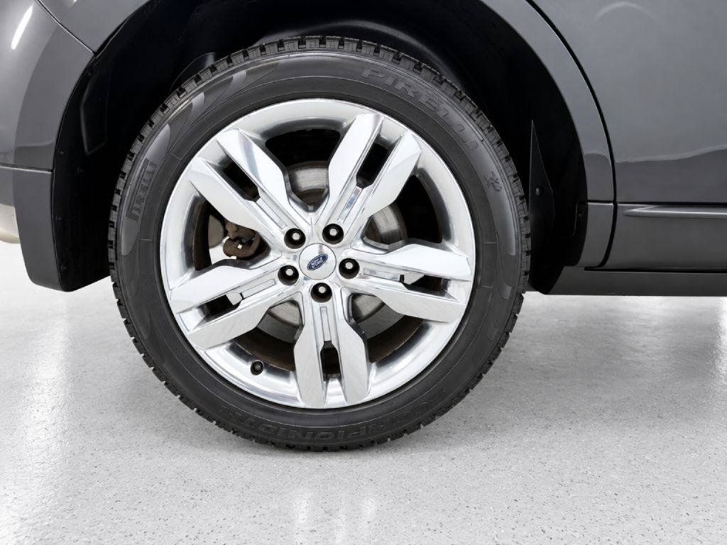 Used 2014 Ford Edge Limited w/ Equipment Group 301A AWD/4WD image 33
