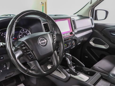 Used 2023 Nissan Frontier SV w/ SV Convenience Package AWD/4WD image 25