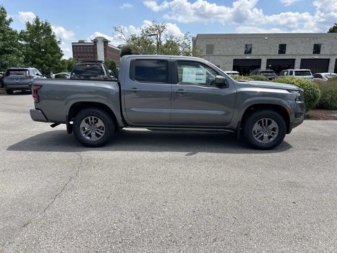 New 2026 Nissan Frontier SV w/ SV Convenience Package RWD image 8