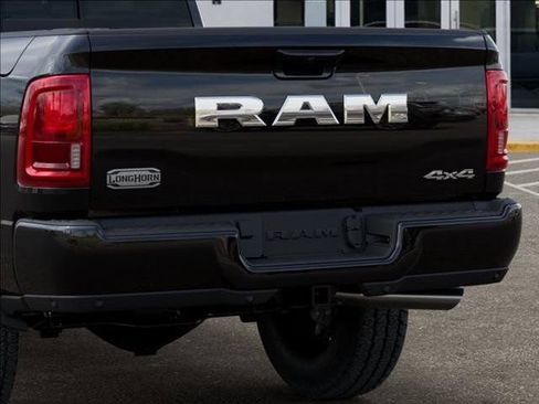 New 2026 RAM 2500 Limited AWD/4WD image 13