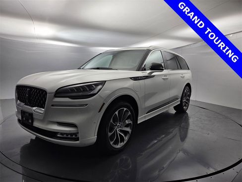 Used 2021 Lincoln Aviator Grand Touring w/ Elements Package Plus image 6