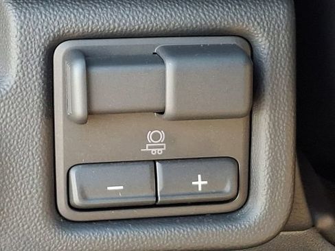 Used 2026 GMC Sierra EV Denali AWD/4WD image 11