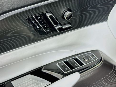 Used 2025 Cadillac Lyriq Sport RWD image 20