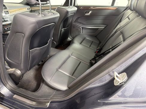 Used 2014 Mercedes-Benz E 350 4MATIC Sedan image 23
