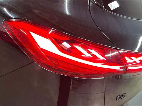 Certified 2025 Audi Q5 Prestige image 32