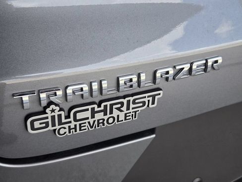New 2026 Chevrolet TrailBlazer LT w/ LT Cold Weather Package FWD image 12