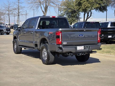Used 2024 Ford F250 Lariat w/ FX4 Off-Road Package image 6