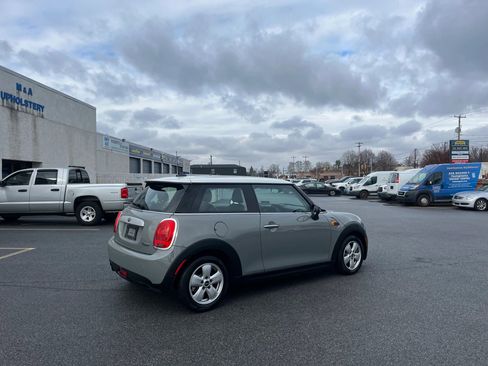 Used 2014 MINI Cooper 2-Door Hardtop image 39