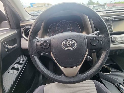 Used 2014 Toyota RAV4 XLE image 15