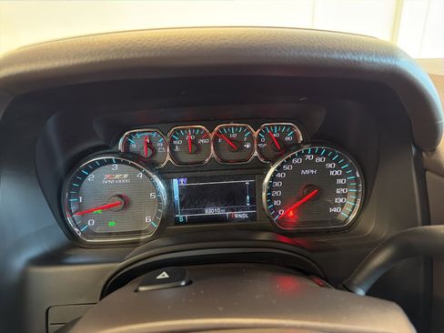 Used 2019 Chevrolet Tahoe LT image 11