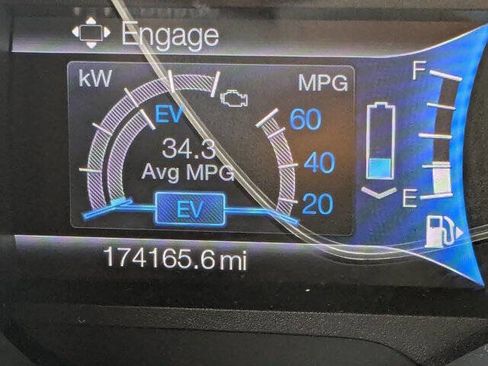 Used 2015 Ford C-MAX SE w/ Equipment Group 201A image 21