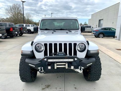 Used 2019 Jeep Wrangler Unlimited Sport S image 2