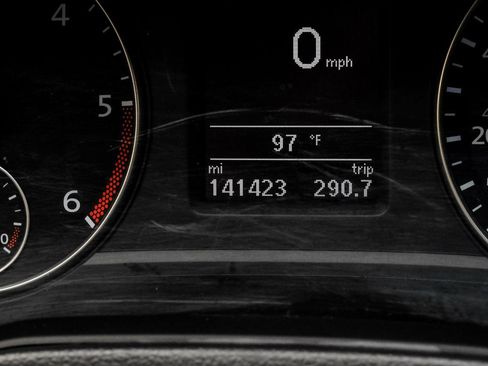 Used 2015 Volkswagen Passat TDI SE FWD image 22