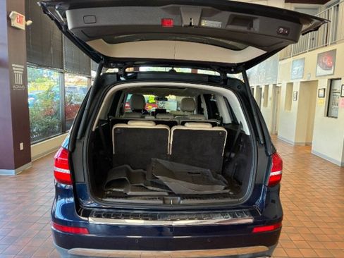 Used 2017 Mercedes-Benz GLS 450 4MATIC image 11