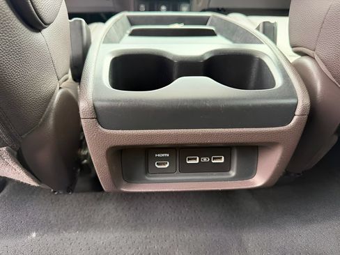 Used 2023 Honda Odyssey Touring image 16