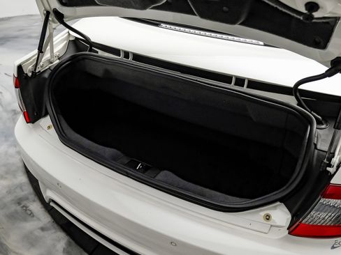 Used 2018 Maserati GranTurismo Sport image 94