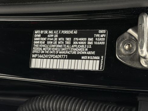 Certified 2023 Porsche Cayenne AWD/4WD image 60