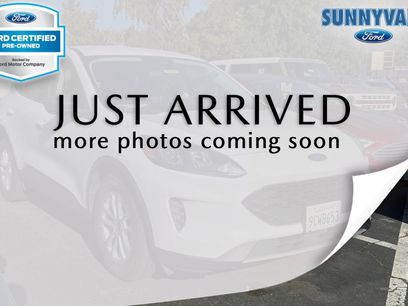 Certified 2022 Ford Escape SE