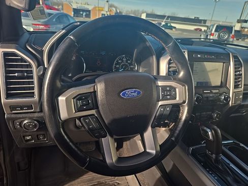 Used 2019 Ford F150 Platinum w/ Equipment Group 701A Luxury image 14