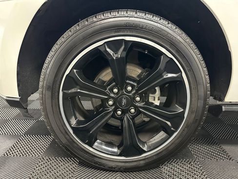 Used 2024 Ford Expedition Max Limited AWD/4WD image 40