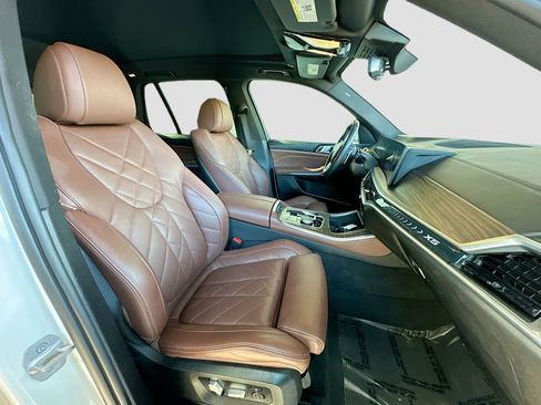 Certified 2024 BMW X5 xDrive40i w/ Parking Assistance Package image 27