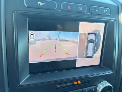 Used 2021 Ford Expedition Limited image 12