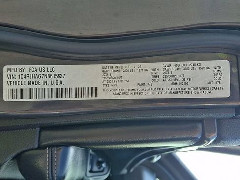Used 2022 Jeep Grand Cherokee Altitude AWD/4WD image 27